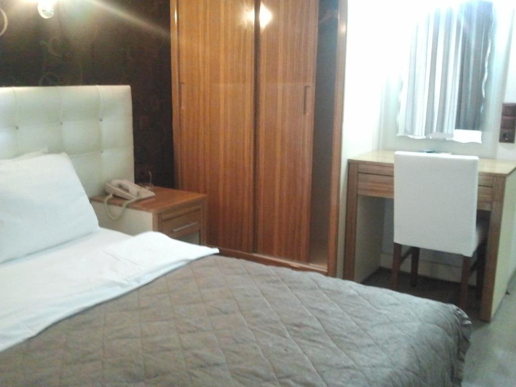 Hotel Kocaman Σμύρνη Δωμάτιο φωτογραφία