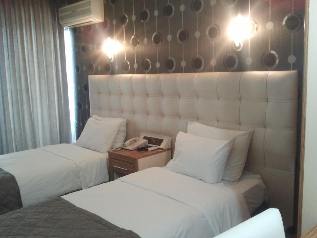 Hotel Kocaman Σμύρνη Δωμάτιο φωτογραφία
