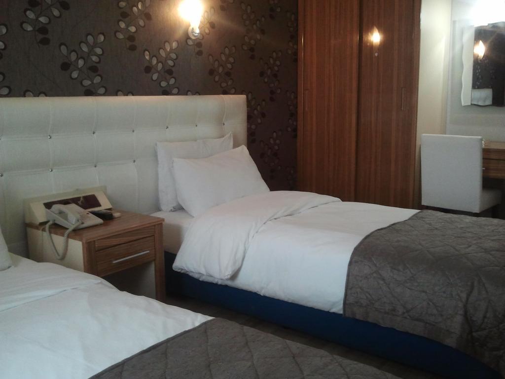 Hotel Kocaman Σμύρνη Δωμάτιο φωτογραφία