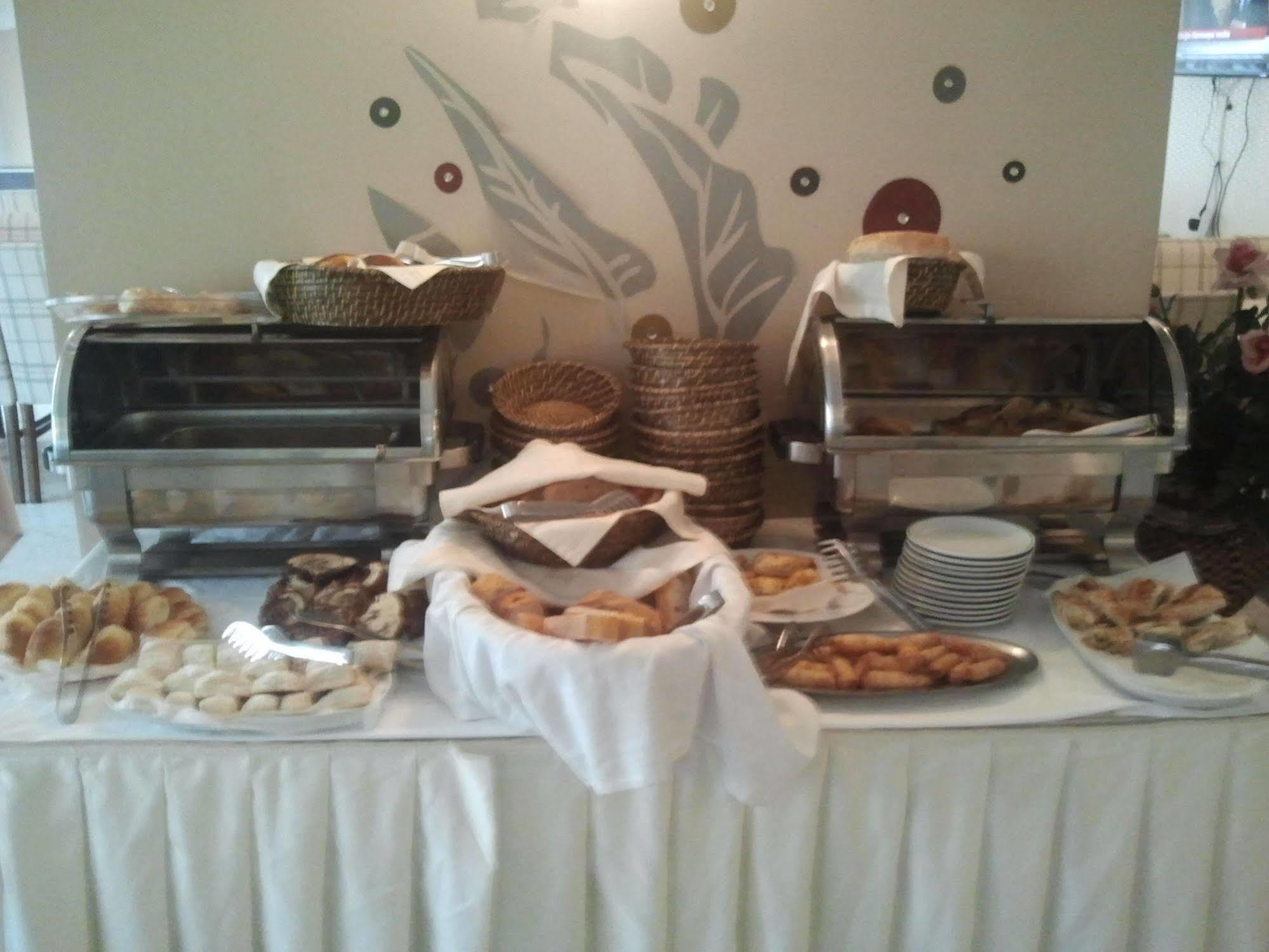 Hotel Kocaman Σμύρνη Εξωτερικό φωτογραφία