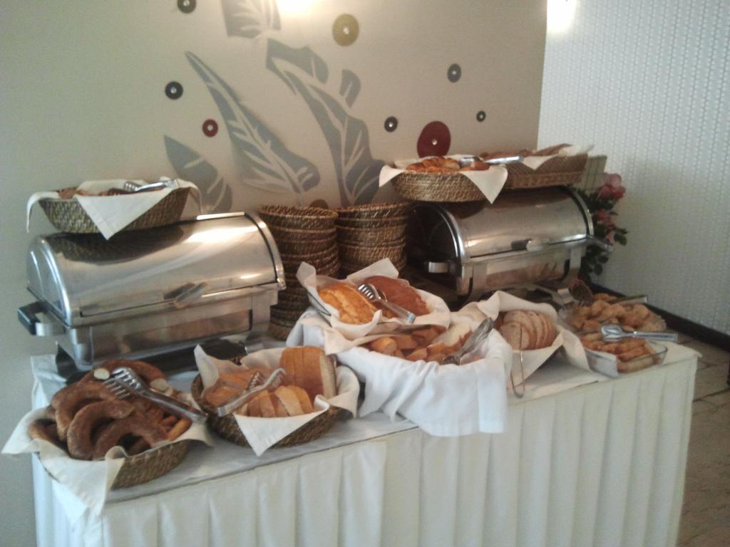 Hotel Kocaman Σμύρνη Εξωτερικό φωτογραφία
