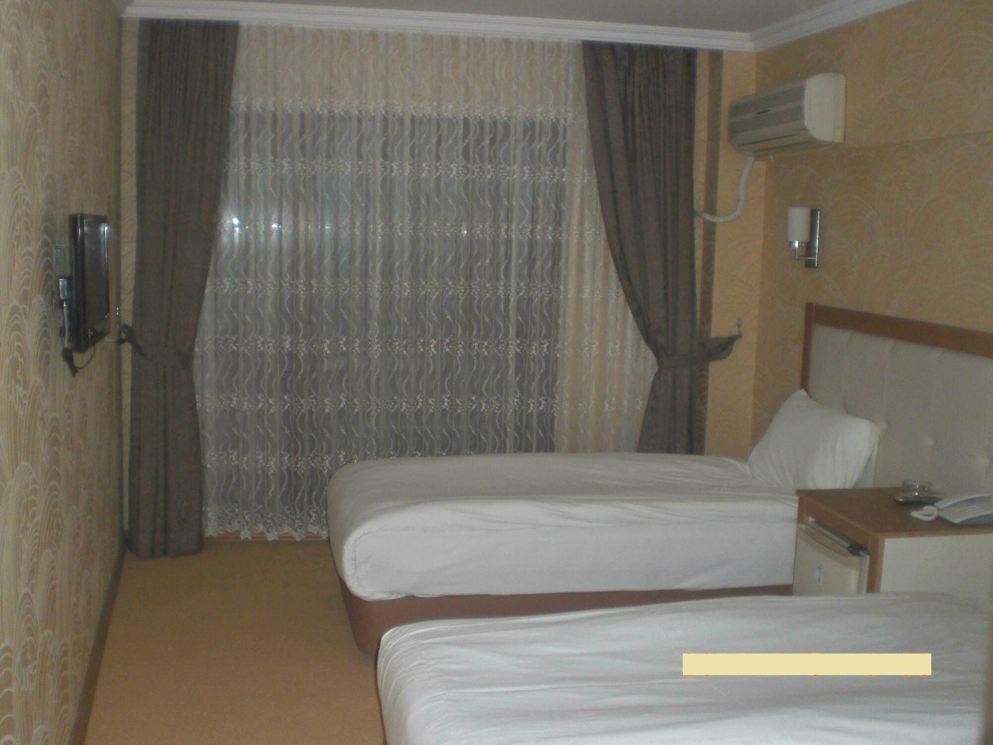 Hotel Kocaman Σμύρνη Εξωτερικό φωτογραφία