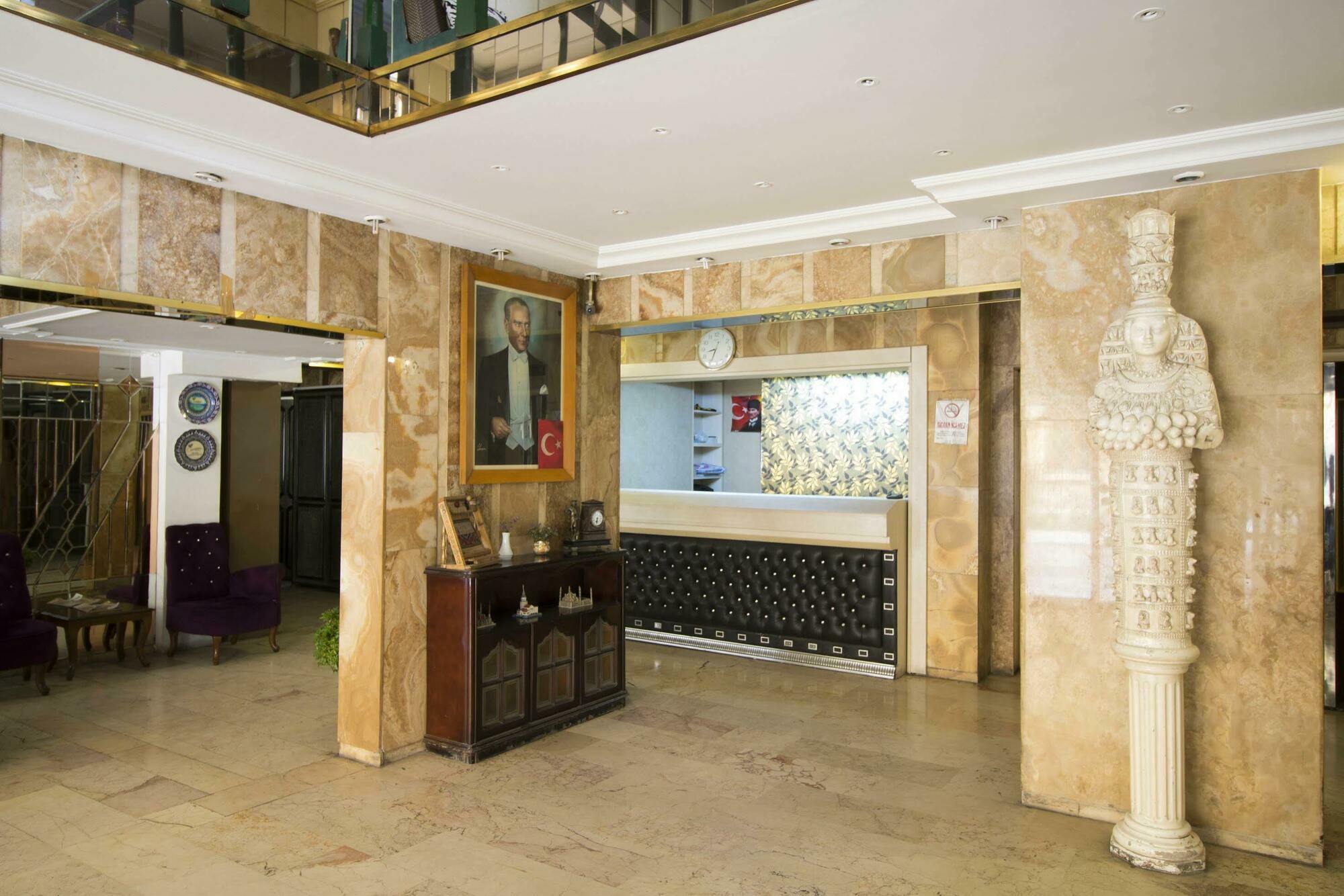 Hotel Kocaman Σμύρνη Εξωτερικό φωτογραφία